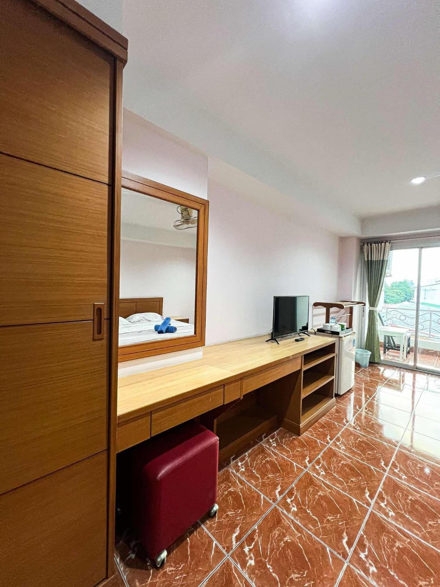 Hotel Pattara Mansion พัทยา Pattaya Esterno foto