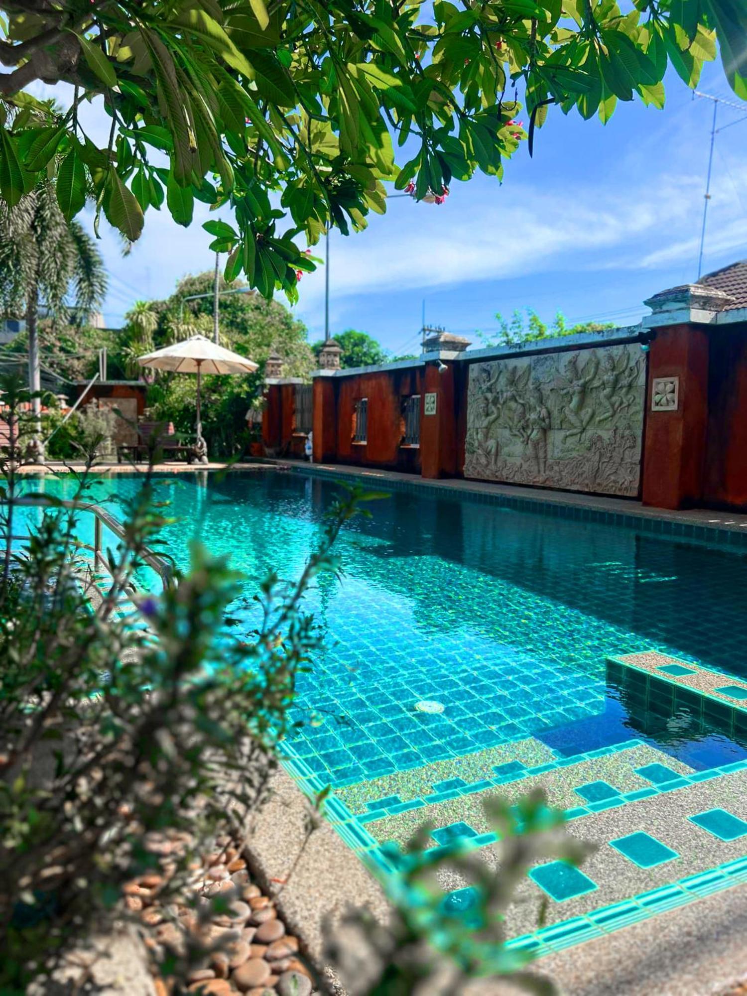 Hotel Pattara Mansion พัทยา Pattaya Esterno foto